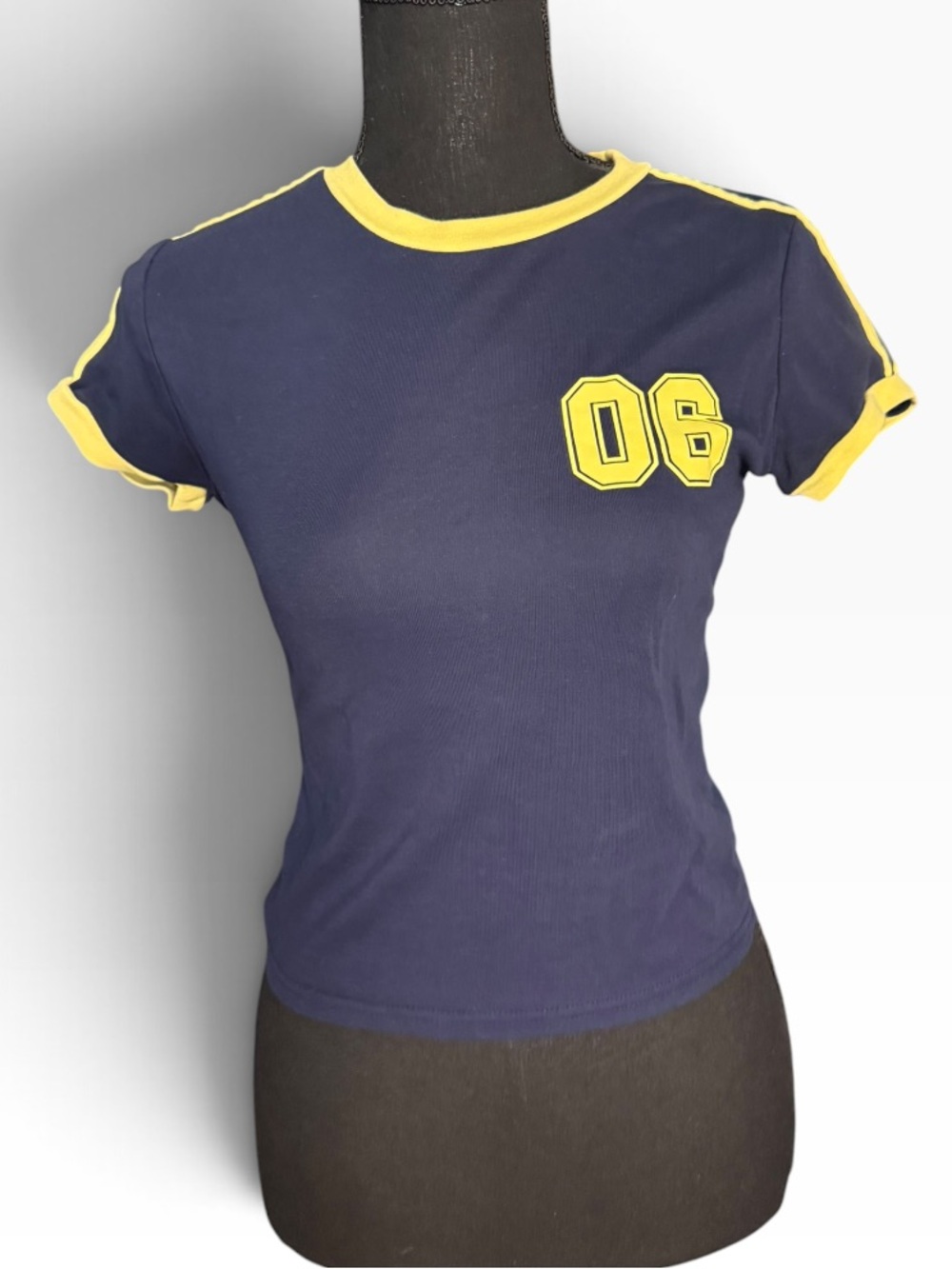 Edikted Kassidy Contrast T-Shirt Navy Yellow 06 Baby Tee Size S Y2K